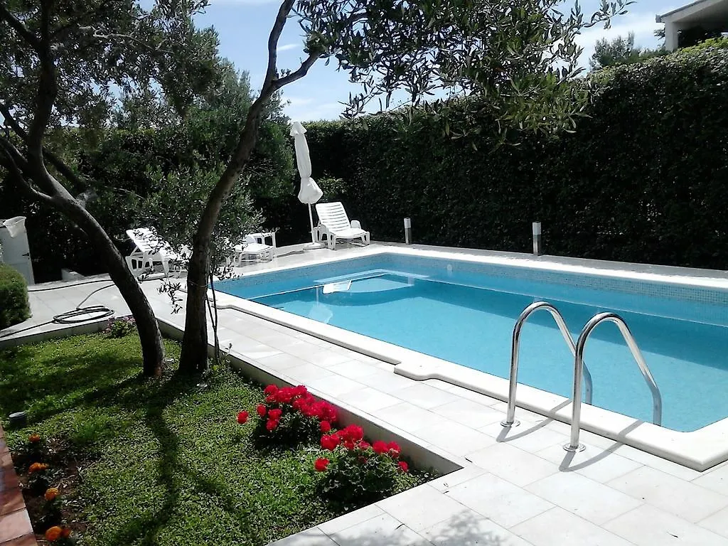 Villa Donadini Trogir 0*,