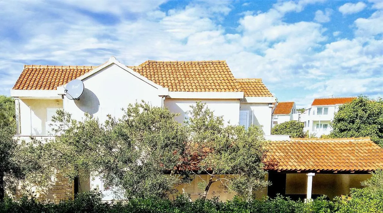 Apartment Villa Donadini Trogir